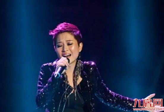 “鸿”动全城!中梁地产群星演唱会11.11启幕——九房网 “鸿”动全城!中梁地产群星演唱会11.11启幕——九房网