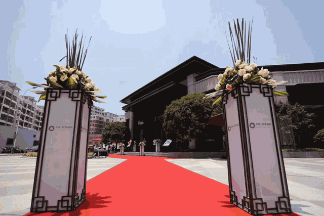 荣归故里 御鉴城西 盛启新人居——九房网 荣归故里 御鉴城西 盛启新人居——九房网