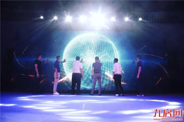 强强联袂,再书传奇|世茂&聚龙小镇·福缘居合作发布会暨VIP业主答谢宴完美落幕!——九房网 强强联袂,再书传奇|世茂&聚龙小镇·福缘居合作发布会暨VIP业主答谢宴完美落幕!——九房网