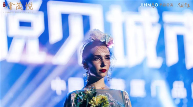 酷炫到炸裂,期待已久的“A先生”来了!接下来的泉州…——九房网 酷炫到炸裂,期待已久的“A先生”来了!接下来的泉州…——九房网