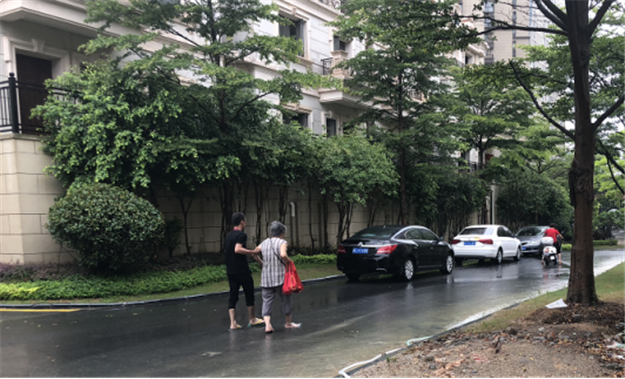 暴雨来袭,有一群人坚守一线,共同守护家园——九房网 暴雨来袭,有一群人坚守一线,共同守护家园——九房网