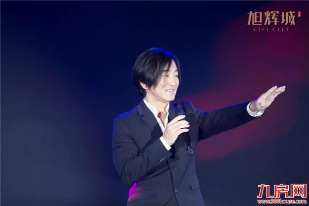 全城尖叫!近10万人共鉴盛典,沸腾石狮!——九房网 全城尖叫!近10万人共鉴盛典,沸腾石狮!——九房网