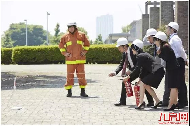 载誉中南 | 中南置地品牌价值跃升行业十强——九房网 载誉中南 | 中南置地品牌价值跃升行业十强——九房网