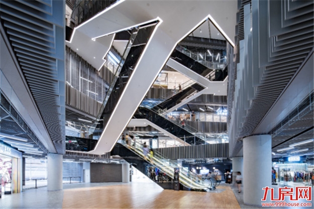 魔都再添全球购物新名片 世茂广场商业升级助推城市品牌——九房网 魔都再添全球购物新名片 世茂广场商业升级助推城市品牌——九房网