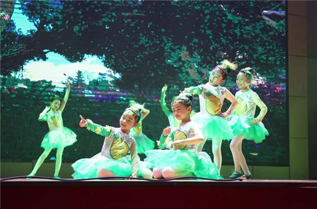 有你世界更精彩,首届台商区少儿春晚大赛完美收官!——九房网 有你世界更精彩,首届台商区少儿春晚大赛完美收官!——九房网