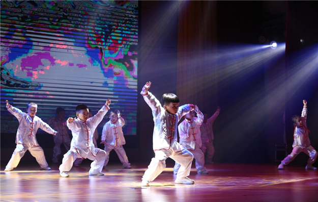 有你世界更精彩,首届台商区少儿春晚大赛完美收官!——九房网 有你世界更精彩,首届台商区少儿春晚大赛完美收官!——九房网