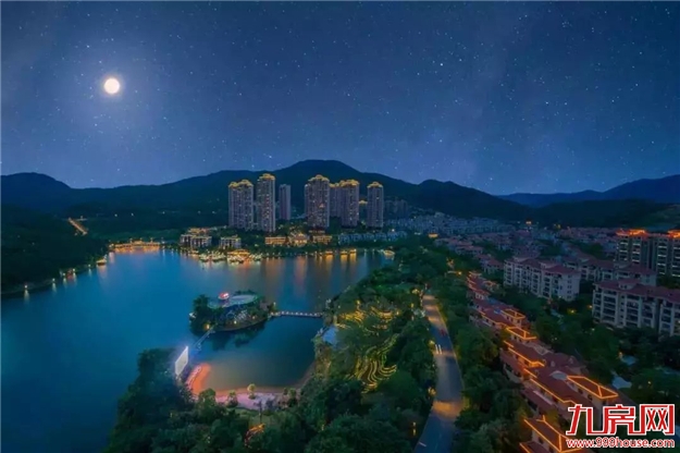 世界城一展厅惊现“龙”的身影！真相竟与世茂双组团新品有关？——九房网