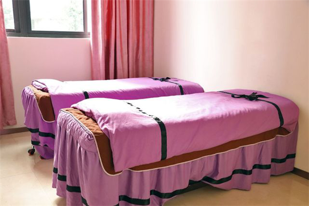 伊贝姿:专业产前产后护理 呵护女人健康美丽一辈子!——九房网 伊贝姿:专业产前产后护理 呵护女人健康美丽一辈子!——九房网