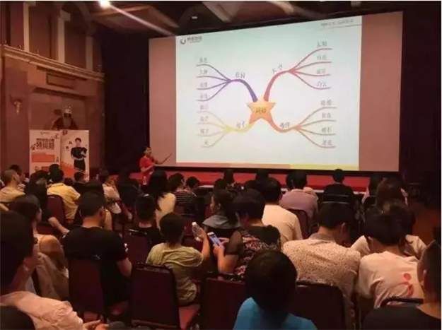 新华都百货:风筝节开幕在即!1000套风筝免费送!——九房网 新华都百货:风筝节开幕在即!1000套风筝免费送!——九房网