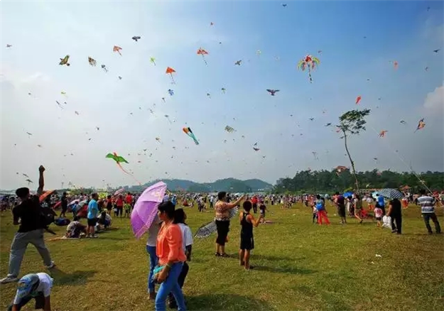 新华都百货:风筝节开幕在即!1000套风筝免费送!——九房网 新华都百货:风筝节开幕在即!1000套风筝免费送!——九房网