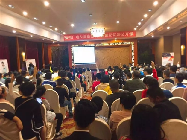 新华都百货:风筝节开幕在即!1000套风筝免费送!——九房网 新华都百货:风筝节开幕在即!1000套风筝免费送!——九房网