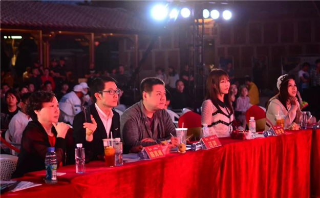 横撇竖捺,都是高手!——九房网 横撇竖捺,都是高手!——九房网