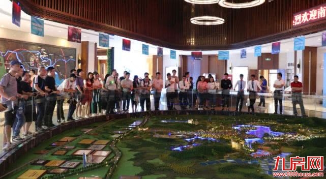 为更美的泉州而来—泉州媒体美的置业品牌行圆满落幕——九房网 为更美的泉州而来—泉州媒体美的置业品牌行圆满落幕——九房网