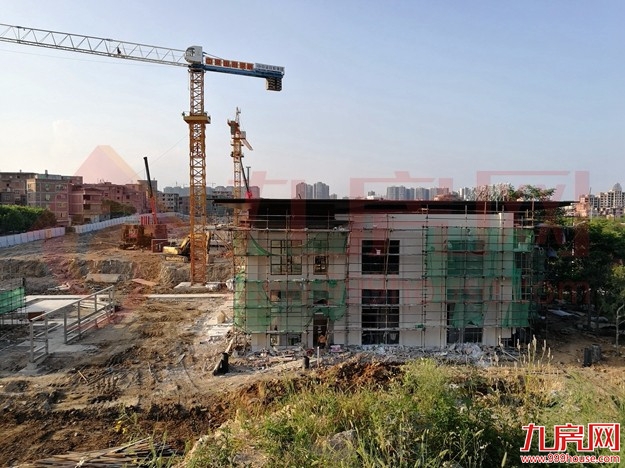 两年涨3813元/㎡！一天怒踩7盘！未来这个板块还要火一波！——九房网