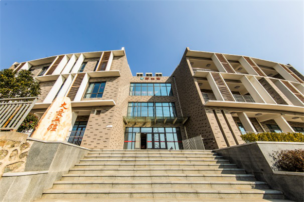 守护小小生命 厦门世茂彩虹中心温暖启用——九房网 守护小小生命 厦门世茂彩虹中心温暖启用——九房网