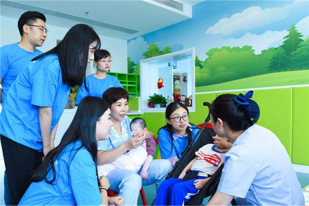 守护小小生命 厦门世茂彩虹中心温暖启用——九房网 守护小小生命 厦门世茂彩虹中心温暖启用——九房网