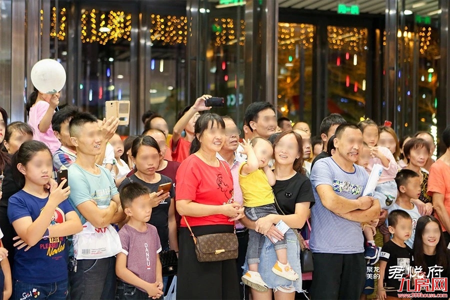 悦见美好,泉城绽放 | 聚龙美的•君悦府接待厅荣耀开放!——九房网 悦见美好,泉城绽放 | 聚龙美的•君悦府接待厅荣耀开放!——九房网