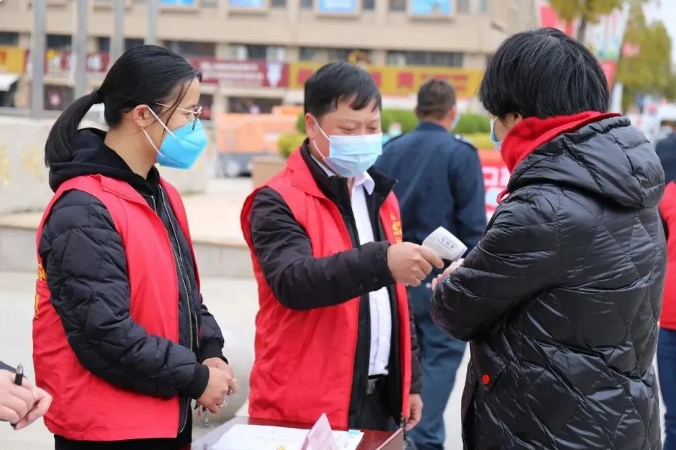 暖心开发商筑爱心专业市场——免费发放口罩全力助推复工复产,第一波20000个已全部发放!——九房网 暖心开发商筑爱心专业市场——免费发放口罩全力助推复工复产,第一波20000个已全部发放!——九房网