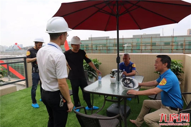 海峡国际五金机电城三期空中花园洋房样板房实景绽放,商务典范引万众瞩目——九房网 海峡国际五金机电城三期空中花园洋房样板房实景绽放,商务典范引万众瞩目——九房网