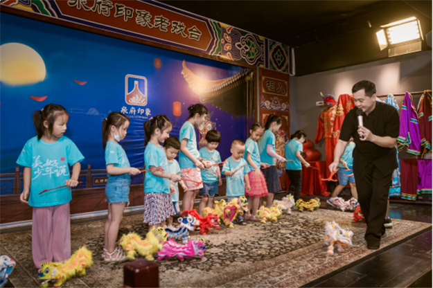 国风正少年,非遗薪火传!——九房网 国风正少年,非遗薪火传!——九房网