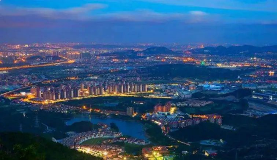 燃爆泉南丨蓝光万顺·雍锦源营销中心圆满开放——九房网 燃爆泉南丨蓝光万顺·雍锦源营销中心圆满开放——九房网