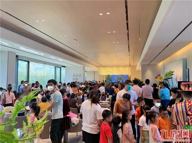 不负久候!时光宝盒首次亮相台商,全城共鉴!——九房网 不负久候!时光宝盒首次亮相台商,全城共鉴!——九房网