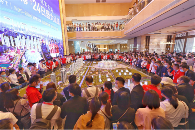 牛！世界鼎级球场+100万㎡综合体！就在家旁！——九房网