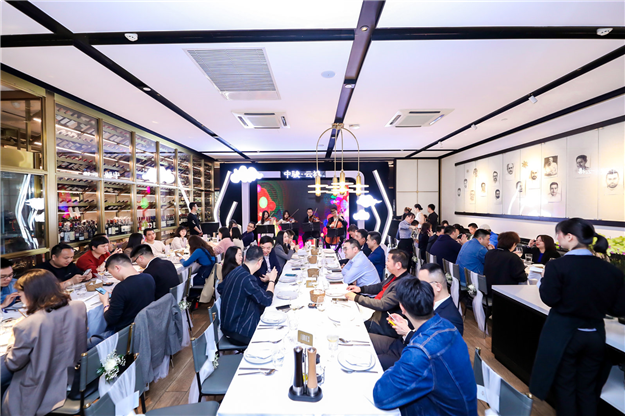 禧见云开!中骏重磅归来,城东人居将被改写!——九房网 禧见云开!中骏重磅归来,城东人居将被改写!——九房网