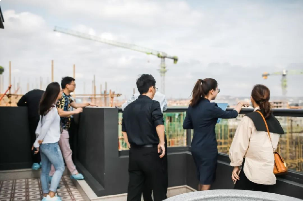 现场直击!泉州首个沉浸式样板房大公开,朋友圈都爆了!——九房网 现场直击!泉州首个沉浸式样板房大公开,朋友圈都爆了!——九房网