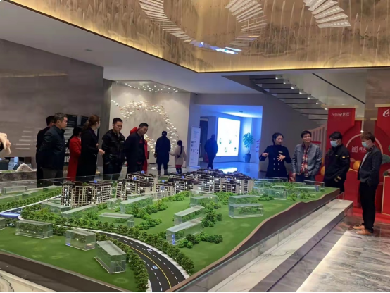 “一块陪伴”计划新春升级,世茂海峡稳健经营再出奇招——九房网 “一块陪伴”计划新春升级,世茂海峡稳健经营再出奇招——九房网