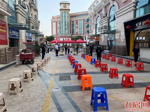 世茂海峡社区物业调动近200人“泉”力抗疫——九房网 世茂海峡社区物业调动近200人“泉”力抗疫——九房网