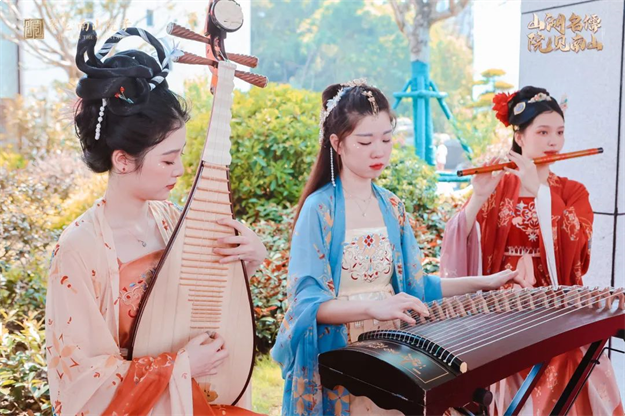 院藏东方 盛世雅集 | 聚龙·南山院子营销中心暨人文美学生活馆惊艳绽放——九房网 院藏东方 盛世雅集 | 聚龙·南山院子营销中心暨人文美学生活馆惊艳绽放——九房网