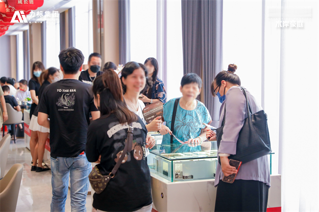 匠心品质,用心著造!力标水岸豪庭实景示范区惊艳开放!——九房网 匠心品质,用心著造!力标水岸豪庭实景示范区惊艳开放!——九房网