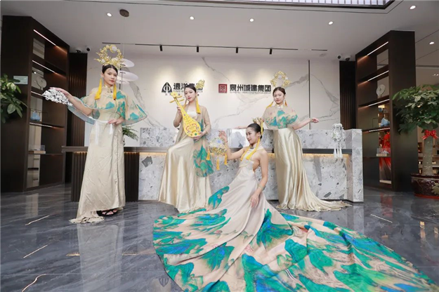 惊艳亮相 | 远洋城建·水墨风景项目营销中心盛启!——九房网 惊艳亮相 | 远洋城建·水墨风景项目营销中心盛启!——九房网