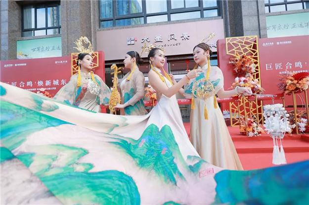 惊艳亮相 | 远洋城建·水墨风景项目营销中心盛启!——九房网 惊艳亮相 | 远洋城建·水墨风景项目营销中心盛启!——九房网