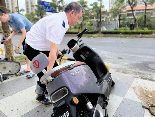 逆风而行|福建史上第二强台风“杜苏芮”来袭,物业人在行动——九房网 逆风而行|福建史上第二强台风“杜苏芮”来袭,物业人在行动——九房网