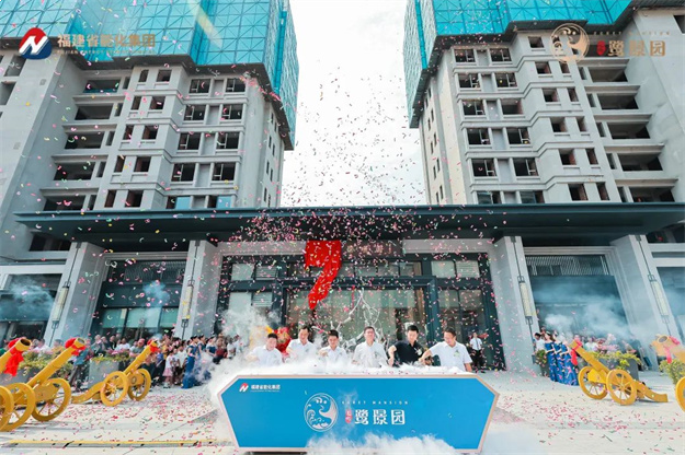 天赋盛璟,映耀空港|美伦·鹭璟园营销中心及园林景观示范区正式开放——九房网 天赋盛璟,映耀空港|美伦·鹭璟园营销中心及园林景观示范区正式开放——九房网