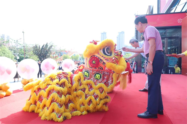 全城瞩目!美岭·新榜尊邸 城市展厅10.1盛大开放——九房网 全城瞩目!美岭·新榜尊邸 城市展厅10.1盛大开放——九房网