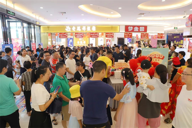 全城瞩目!美岭·新榜尊邸 城市展厅10.1盛大开放——九房网 全城瞩目!美岭·新榜尊邸 城市展厅10.1盛大开放——九房网