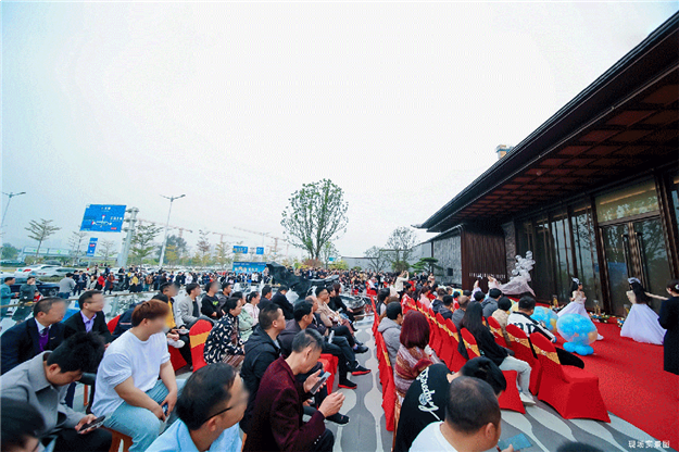 晋江·建发泉州湾海 | 线下万人空巷，线上“热辣滚烫”！泉州这个教科书级示范区实景曝光！——九房网