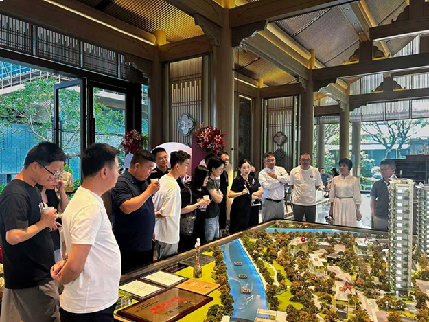 泉州顶豪市场,变了?一场媒体品鉴之旅透露未来风向——九房网 泉州顶豪市场,变了?一场媒体品鉴之旅透露未来风向——九房网